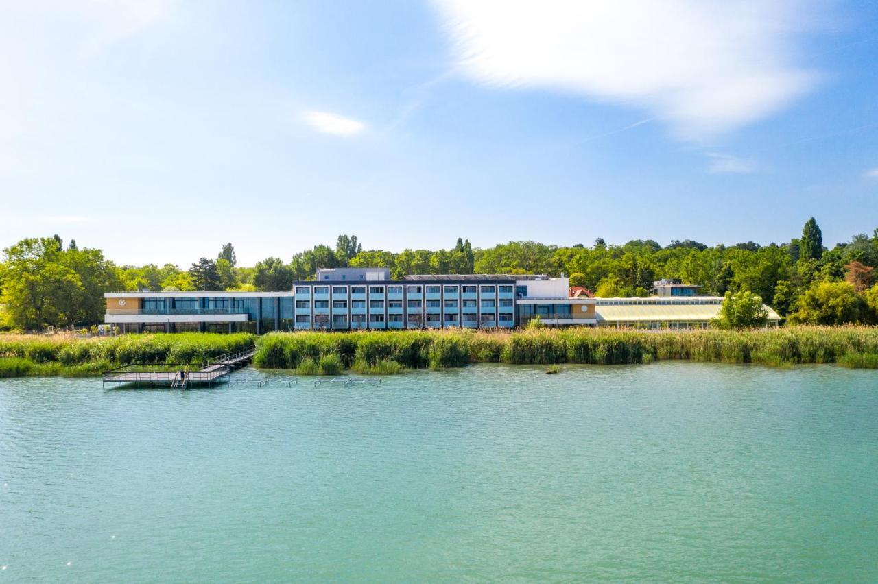 Hotel Otp Балатонсемеш Экстерьер фото