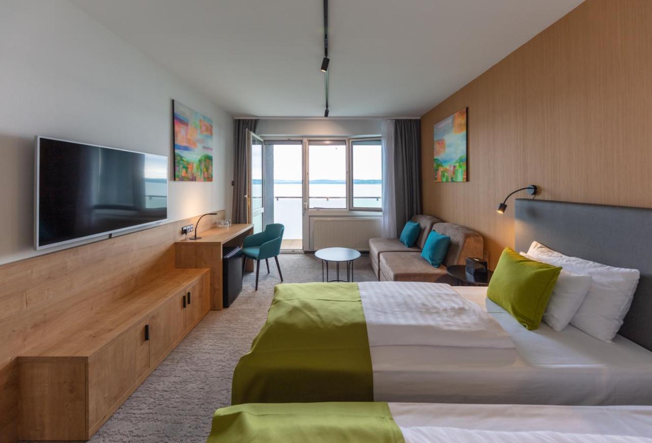 Hotel Otp Балатонсемеш Экстерьер фото