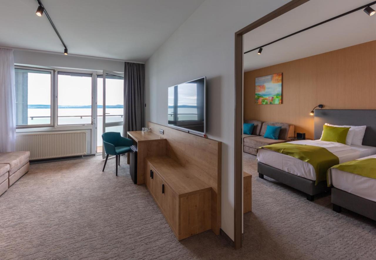 Hotel Otp Балатонсемеш Экстерьер фото